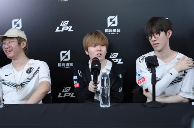 广东队的重 广东队的重