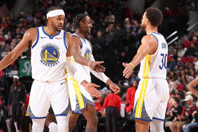 两个边角球 两个边角球